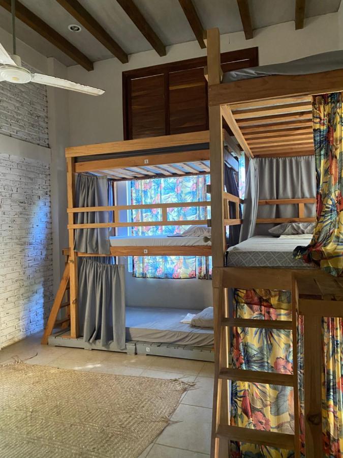 פוארטו אסקונדידו La Palmera Hostel מראה חיצוני תמונה